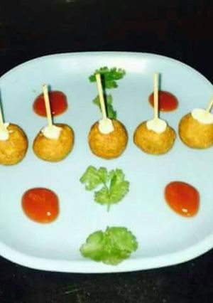 A picture of Potato paneer balls.