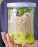 Ensalada de quinoa con aliño de mango