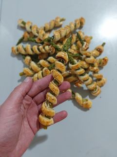 Una foto de Espárragos en hojaldre de mostaza y parmesano