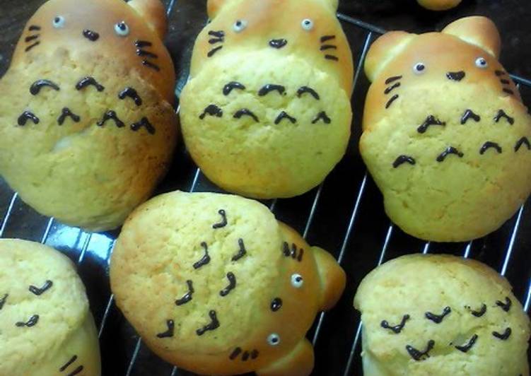 Recipe of Super Quick Totoro Cream-filled Melon Buns