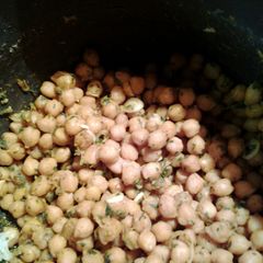 A picture of Chanay Ka Shorba (Balti Chick-peas ).