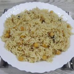 A picture of Chana pulao.