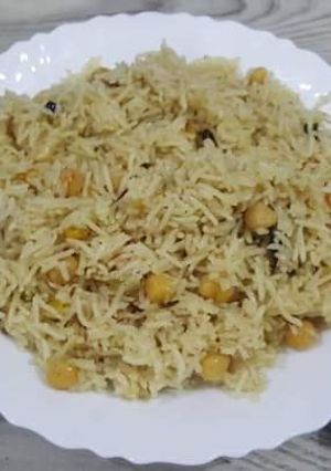 A picture of Chana pulao.