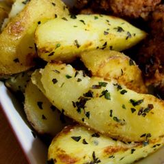A picture of Crispy Pan-Fried Potatoes.