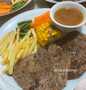 Cara Gampang Menyiapkan Wagyu Beef Steak with Brown Gravy yang Sempurna