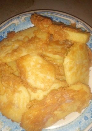 A picture of Yam with eggs.