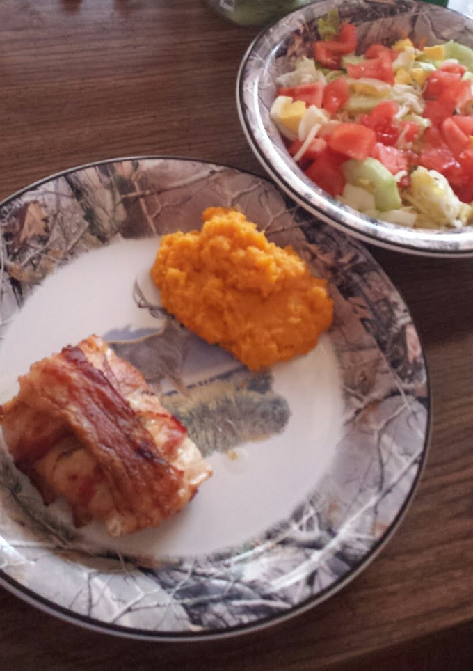 A picture of Bacon wrap stuff chicken.