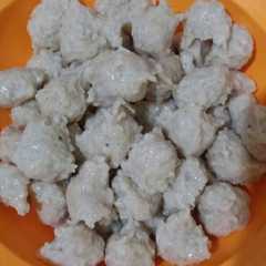 รูปของ Bola Ayam