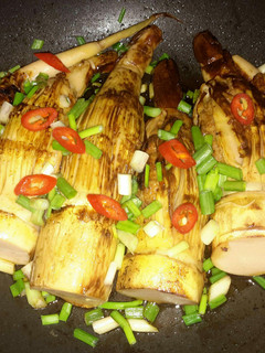 A picture of Kanya's Stuffed Bamboo Shoots.