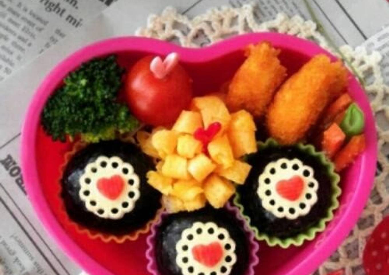 Mini Heart Doilies for Bento