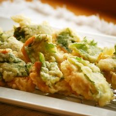A picture of Crispy with Shiso Leaves Tender Chicken Tempura.