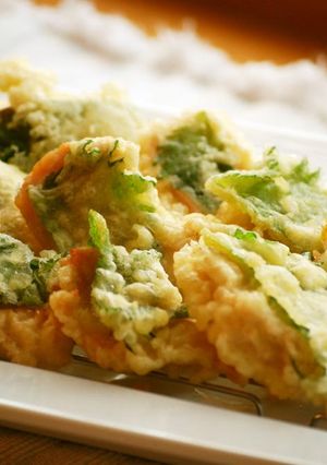A picture of Crispy with Shiso Leaves Tender Chicken Tempura.