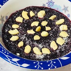 A picture of Beetroot halwa.