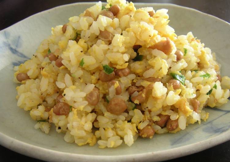 How to Prepare Quick Fluffy Natto Fried Rice