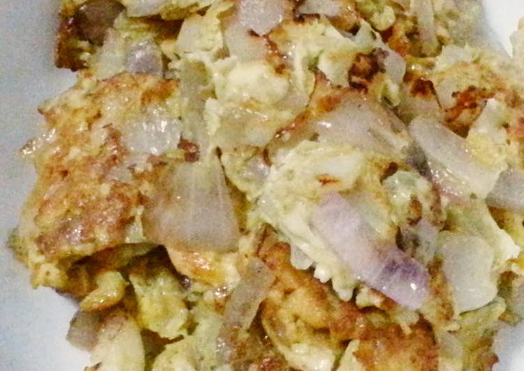 Recipe of Award-winning Onion egg omelet (improved juicy version)