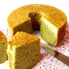 A picture of Whole-Egg Banana Chiffon Cake.