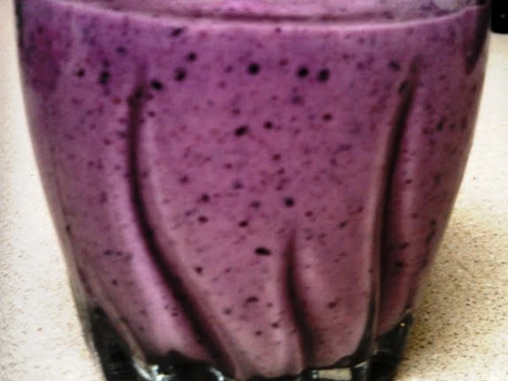 Easy Way Prepare Recipe Berry Lemon Smoothie that is Can Pamper Your Tongue, Appealing}
