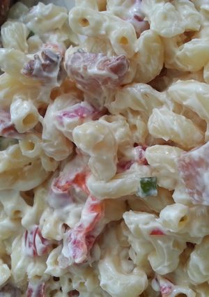 A picture of 5 ingredients 1 easy pasta salad....