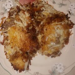 A picture of Stuffed hash browns.