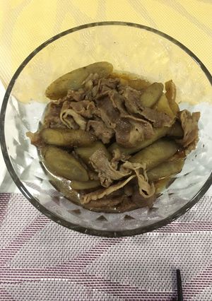 Hình của món Thịt bò nấu với gobou (Ngưu bảng).