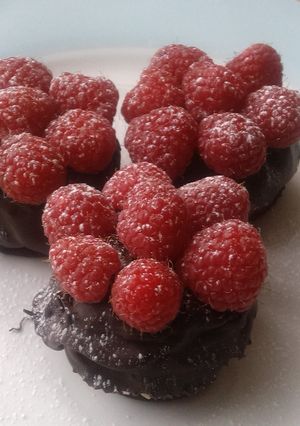 A picture of Vickys Valentines Kisses, Gluten, Dairy, Egg & Soy-Free.
