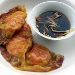 A picture of Pot Sticker Dumpling Appetizer.
