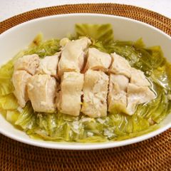 A picture of Cabbage and Chicken Breast Steamed in the Microwave.