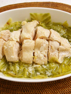 A picture of Cabbage and Chicken Breast Steamed in the Microwave.