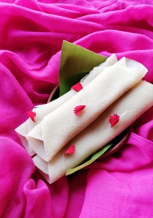 ক্ষীরের পাটিসাপ্টা(kheer patishapta recipe in bengali) রেসিপির প্রধান ছবি