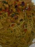 Fried Spaghetti with Stewed Sossi