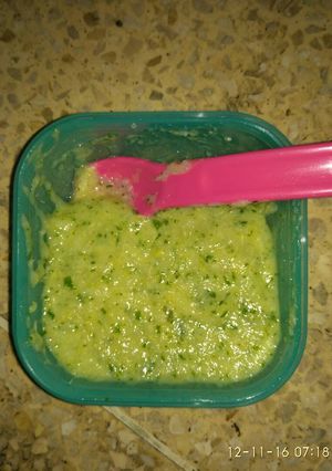 Foto resep MPASI 8+ Bubur Ayam, Bayam, Jagung