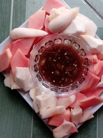 Cara Gampang Menyiapkan Resep Rujak buah sambel petis ikan yang Lezat Sekali Anti Ribet, Lezat