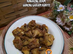 Gambar 27:4:26 - Tongkeng Ayam Goreng Garam Kunyit