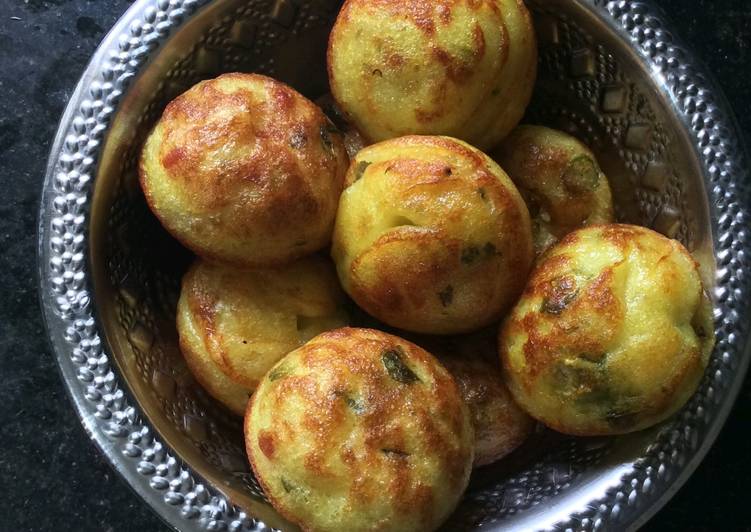 Step-by-Step Guide to Prepare Award-winning Kuzhi Paniyaram / Spicy Pan Cake