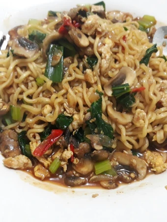 Langkah Gampang Membuat Resep Mie Tektek Jamur yang Uenak Anti Ribet, Mantap Sekali