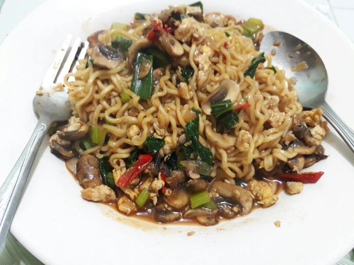 Langkah Gampang Membuat Resep Mie Tektek Jamur yang Uenak Anti Ribet, Mantap Sekali