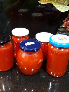 Una foto de Mermelada de bichos rojos