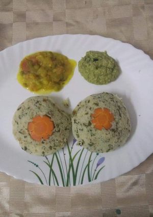 A picture of Sooji Idli/ Semolina Idli.