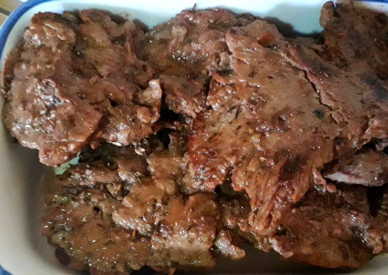 Bistec de res a las hierbas