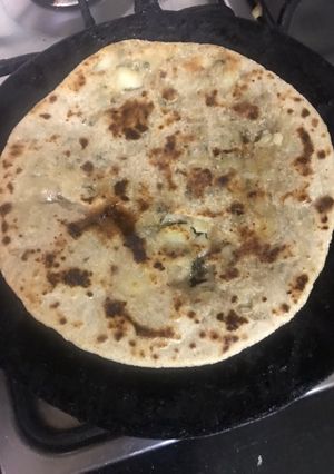 A picture of Aloo Paratha.