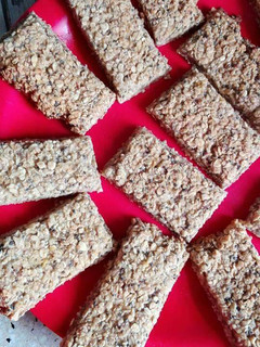 Una foto de Barritas de banana, avena y chía! :)