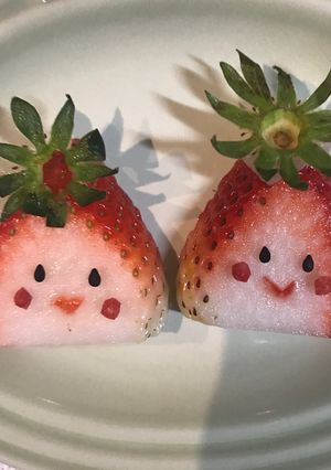 A picture of Strawberry Boy.