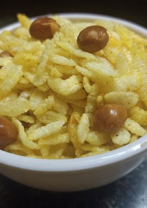 પૌવા નો ચેવડો રેસીપી મુખ્ય ફોટો