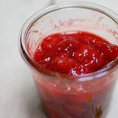 A picture of Vivid Strawberry Jam with Pulp.