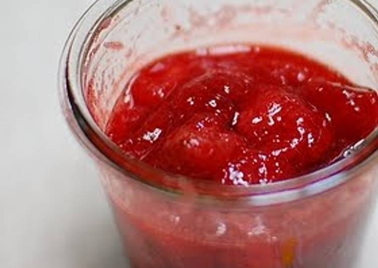 Vivid Strawberry Jam with Pulp