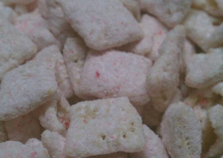 Simple Way to Prepare Perfect Peppermint Bark Muddy Buddies