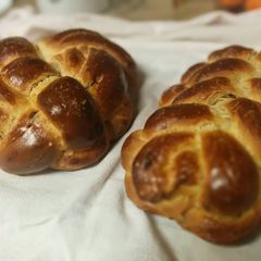 A picture of Chocolate Chip Challah Bread.