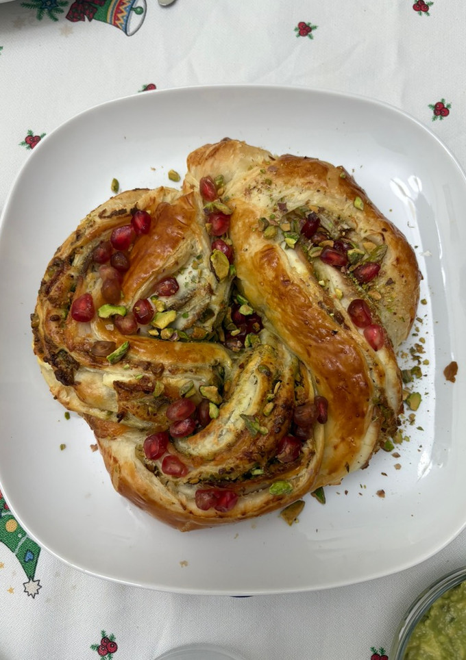 Una foto de Trenza de salmón y queso fresco