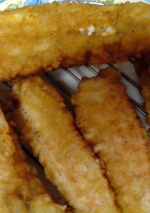 A picture of Fried cod fish.