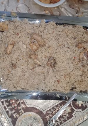 A picture of Shahi pulao.